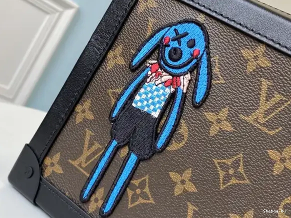 LOUIS VUITTON TRUNK SOFT 0527